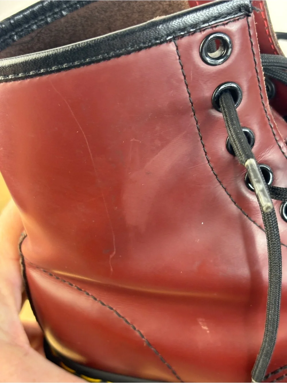 Dr.‎ Martens Men's 7 Woman’s 8 Burgundy Leather Lace-Up Boots with Black Laces